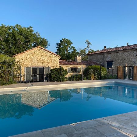 Hotel Coulonges Savignac-sur-Leyze Exterior foto